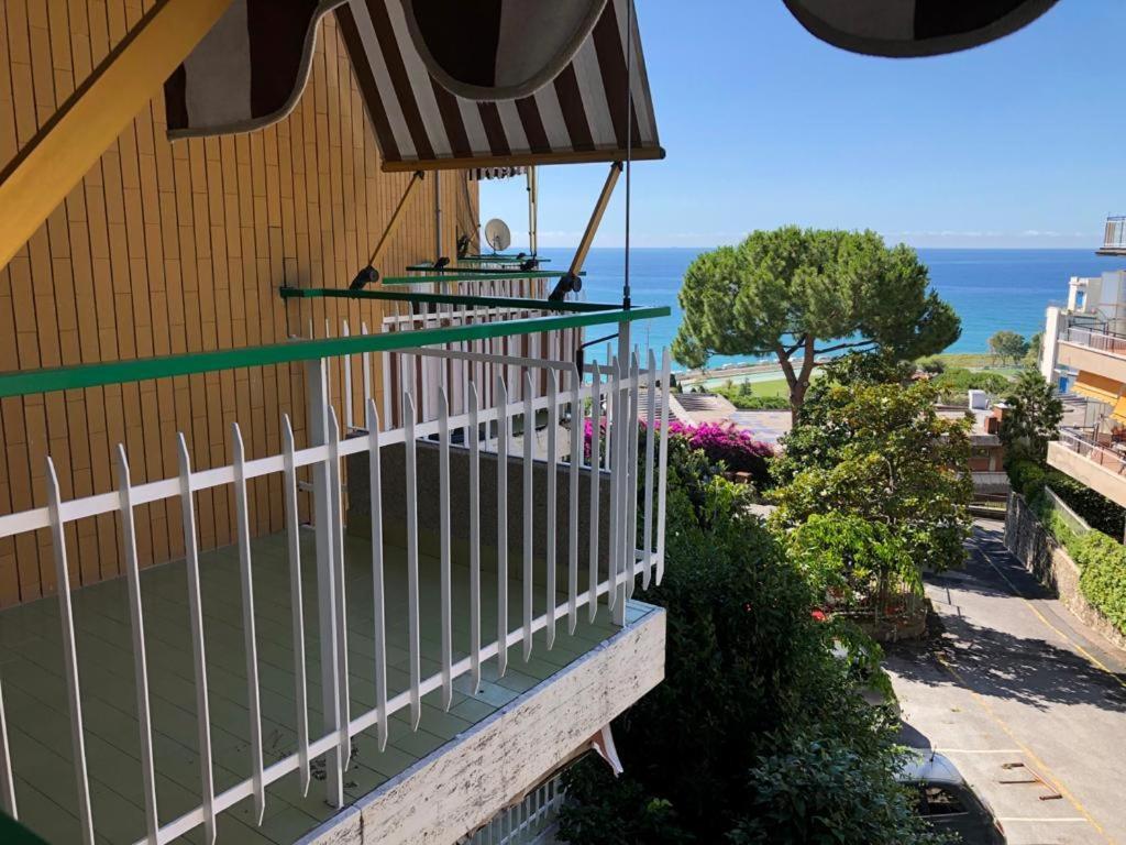 Wally's House Appartement San Remo
